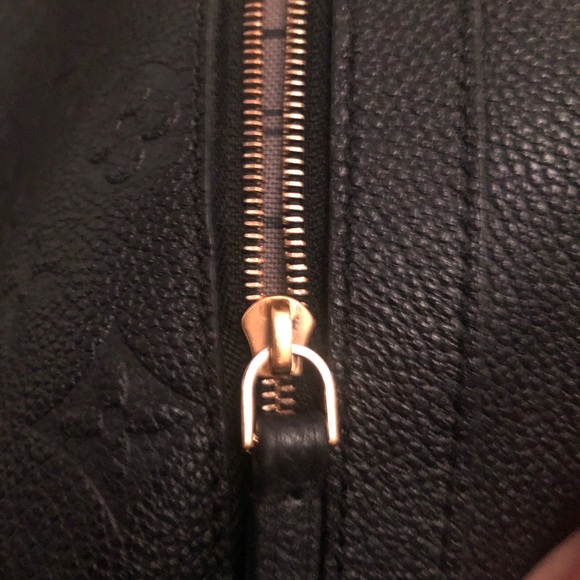 Authentic Louis Vuitton Bow tie Bag - Picture 6 of 8